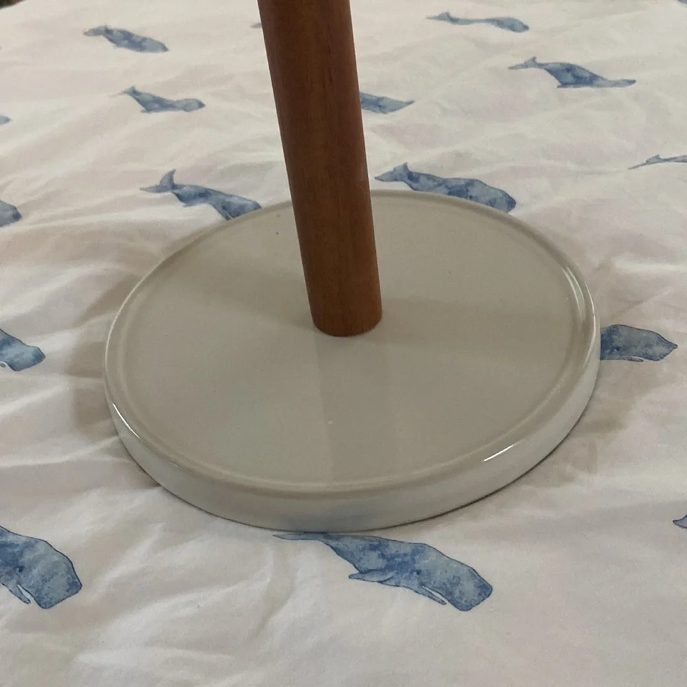 Hearth and Hand (Target) paper towel holder. Perfect condition!